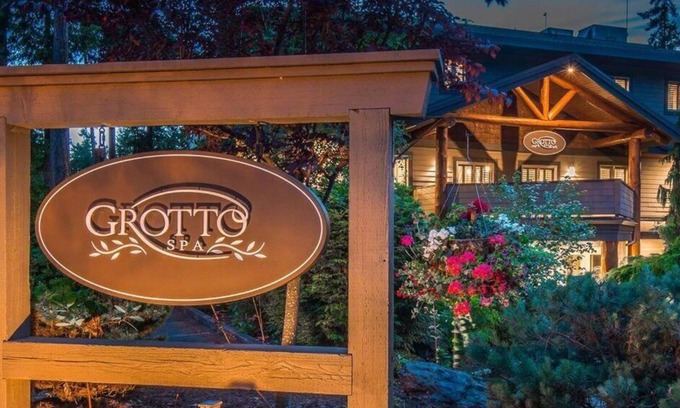 Regional District of Nanaimo Cabina | Fully-equipped near Rathtrevor Beach!