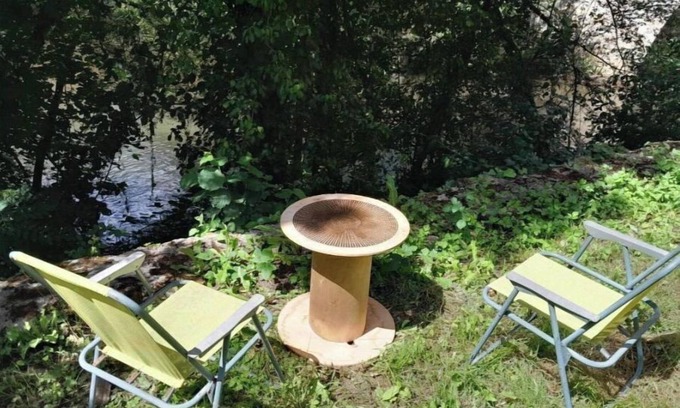 Figeac Apartamento | Fully-equipped, riverside T1 apartment.