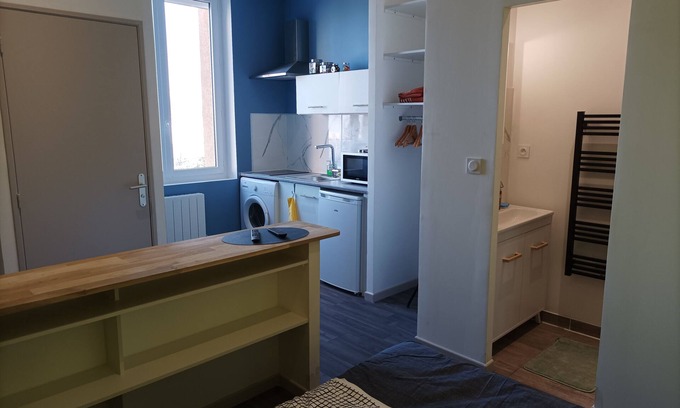Saint-Etienne Apartamento | Fully equipped studio. Welcome to Maelia