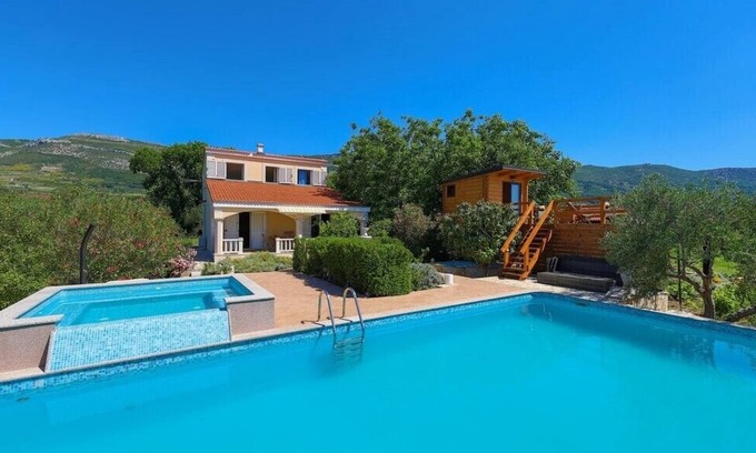 Rudine Villa | Extraordinary Villa Marija in Kastela
