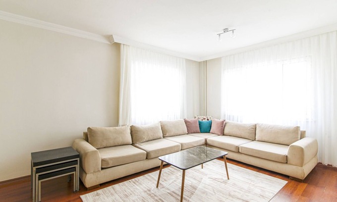 Mecidiyekoy Apartamento | Fully Furnished Comfortable Flat in Sisli