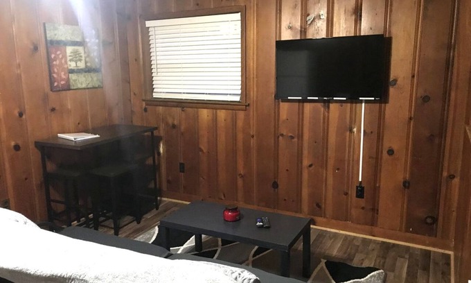 Bluewell Apartamento | Fully Furnished Executive Rental (Studio 1-Bath Pets Allowed)