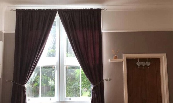 Catford Apartamento | ✨ Fully private: spacious Victorian conversion garden studio with parking ✨