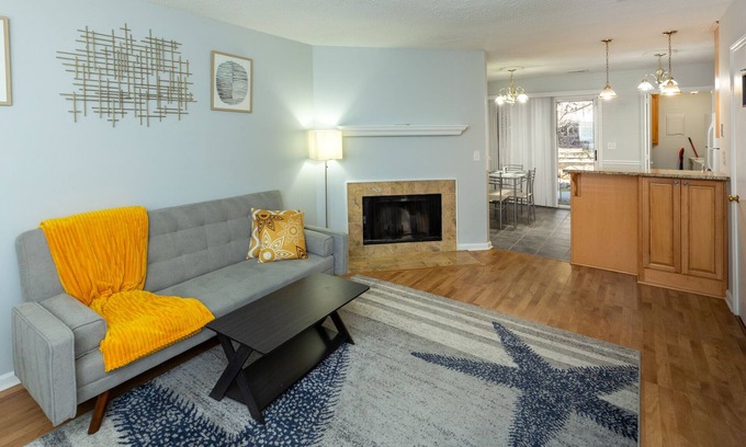 Carrboro Casa | Fully Renovated 2 bdrm/2.5ba near UNC & Weaver St!