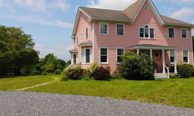 Town of Clermont Casa | Fully Renovated Home with 12 acres and heated saltwater pool