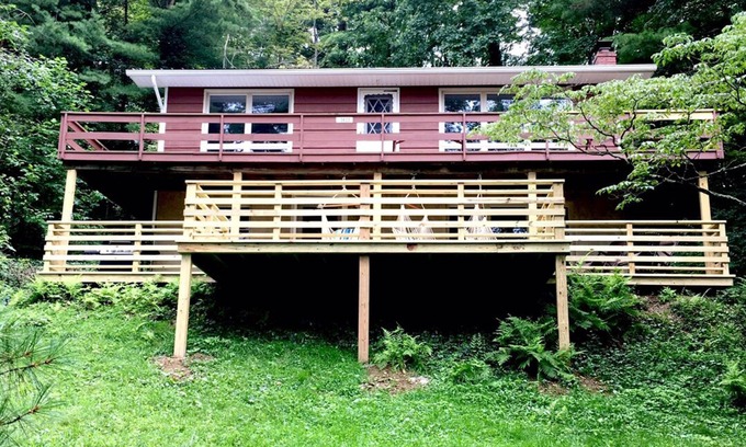 Carrollton Cabina | 2016 Casa contemporánea renovada, ¡todo es nuevo! Camina hasta el lago Leesville