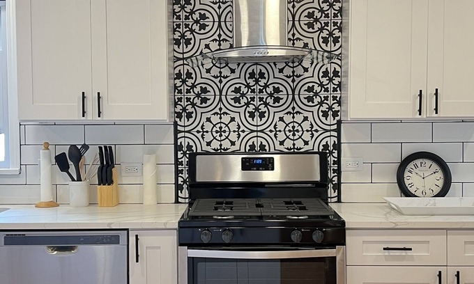Mundelein Casa | Fully Updated home. Great for the entire family!
