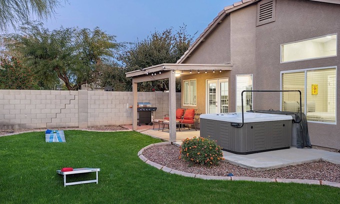 Superstition Springs Casa | FUN 3-bedroom house in peaceful Mesa/Gilbert Near freeways and entertainment