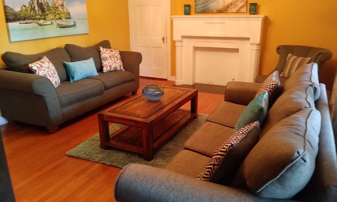 Monte Vista Apartamento | FUN! 3 miles to DT/Riverwalk, nr Trinity U, The Pearl, Fort Sam, In Monte Vista
