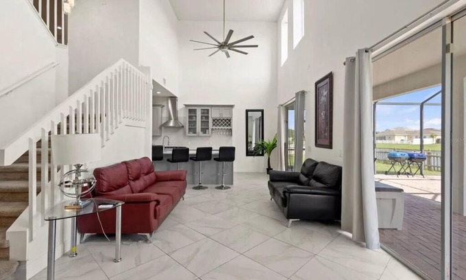 Crescent Lakes Apartamento | fun and cozy house near Disney