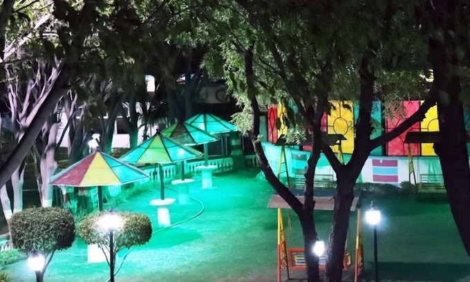 Rau Hotel | Fun And Food Resort N Water Park