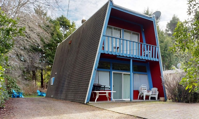 Gleneden Beach Casa | ¡Una divertida casa de playa que no olvidará pronto! Se admiten perros con excelente ubicación.
