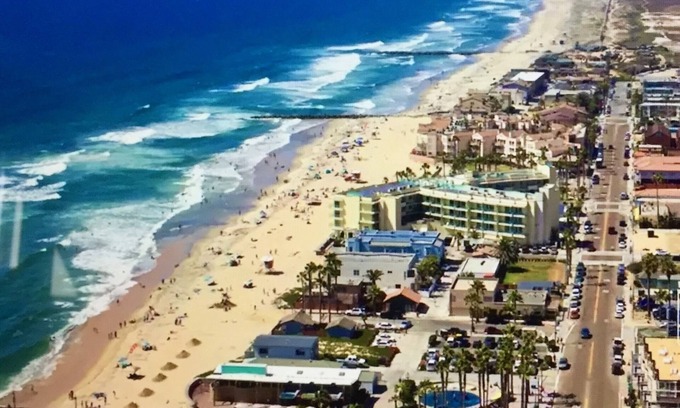 Imperial Beach Condominio | Dos minutos a pie de la playa y restaurantes.