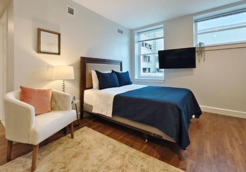Downtown Jacksonville Apartamento | Fun Cozy Apts - 1 25 Mile Walk to TIAA Bnk Fld