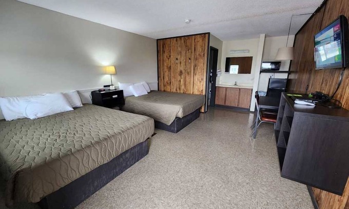 Warsaw Casa | Fun Family Stay in Room w/ Refreshing Pool, Lake Access & Playground