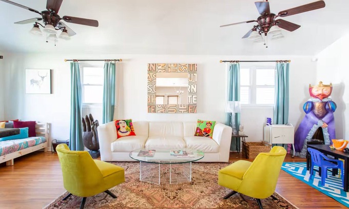 McFerrin Park Casa | Fun & Funky East Nashville Bungalow