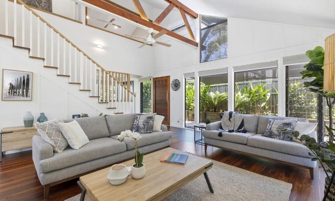 Sunshine Beach Casa | Fun in Ferris Everything you need Pet Friendly 2 Bedroom House with Pool - Sleeps 6