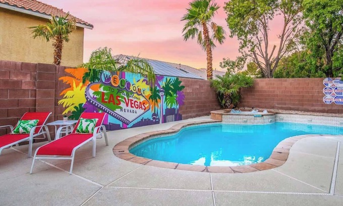 MacDonald Ranch Casa | Fun in the Sun - Luxury 4BR Vegas Home w Pool!