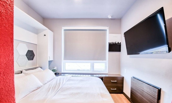 Old North Columbus Apartamento | 🔷Fun Micro-Unit w/ Garage Parking Near High St. | Jacuzzi, Fitness Gym, WiFi, +