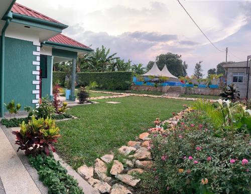 Fort Portal Casa | Fun-Ville Vacation Home, 4 bedrooms - Entire Home
