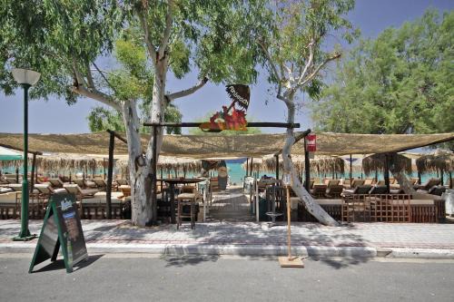 Neos Marmaras Casa | FunBeach Rooms
