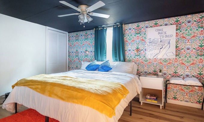 Beech Grove Apartamento | Funky & Private Apartment
