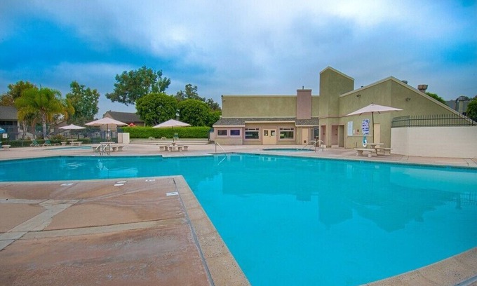 Hermosa Village Condominio | Funtierland + Love Bug + Al otro lado de la calle de Disney + Nursery + Pool + Netflx