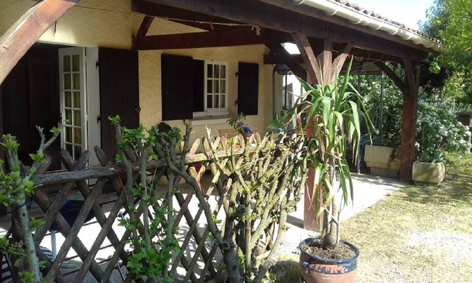 Saint-Avit-Saint-Nazaire Cabaña | Amueblado para turismo, en una vivienda unifamiliar independiente del propietario.