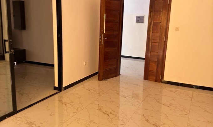 Diass Apartamento | FURNISHED 3 ROOM APARTMENT AT THE AIRPORT DIASS AVAILABLE