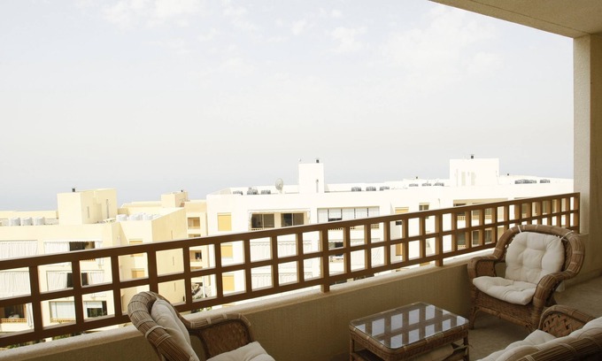 Safra Apartamento | Apartamento amueblado con acceso a la piscina.