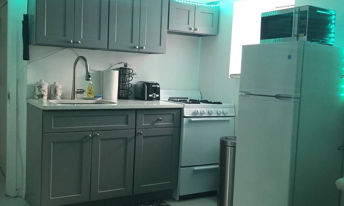 Throgs Neck Apartamento | Furnished Apartment in Bronx