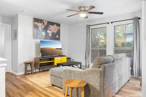 University Hills and Windsor Park Apartamento | Furnished Apartments in University Hills