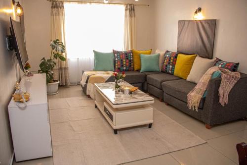 Hospital Apartamento | Furnished Homes Nakuru with pool & GYM