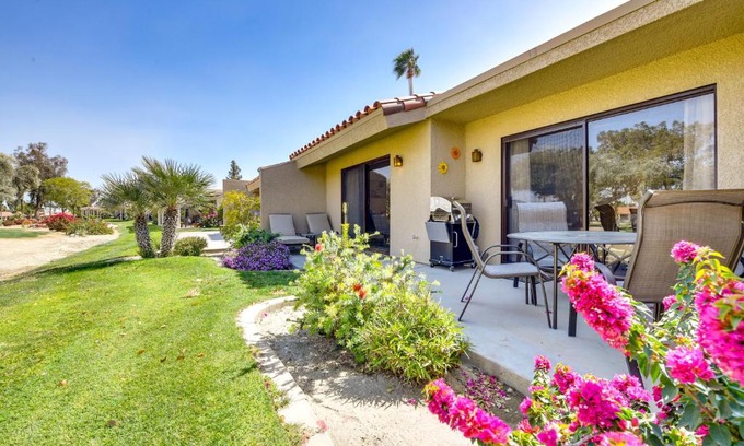 Palm Desert Apartamento | Furnished Patio and Resort Pools Palm Desert Condo