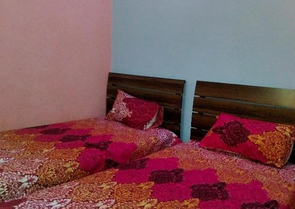 Gulshan-e-Iqbal Casa | Furnished Rooms