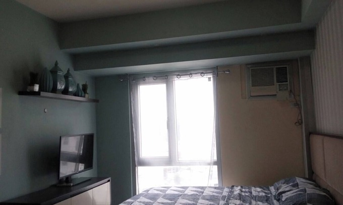 Bangkal Condominio | Furnished Studio | 22.42 SQM
