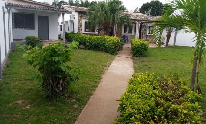 Lome Casa | Furnished villa with large 3-bedroom garden