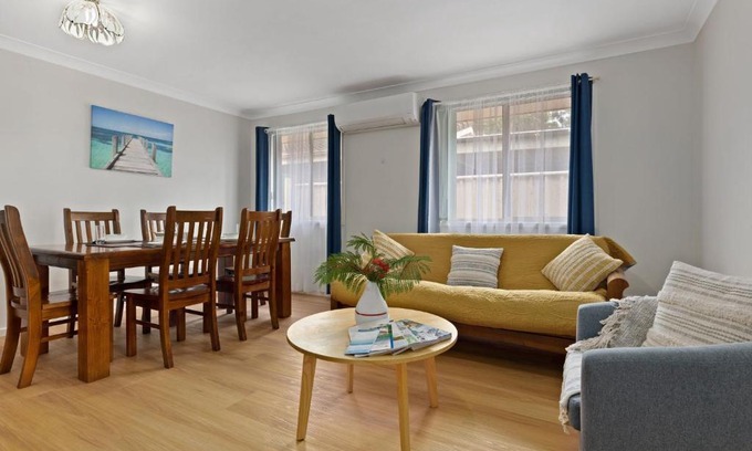 Sanctuary Point Casa | Furry Friends by Experience Jervis Bay