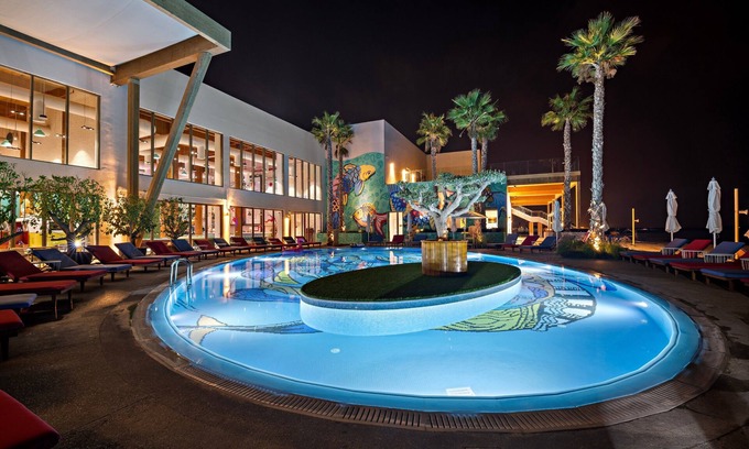 Fuwayrit Complejo | Fuwairit Kite Beach, Tapestry Collection By Hilton