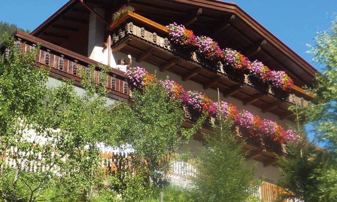Feichten Apartamento | FW Waldblick - Haus Almrausch