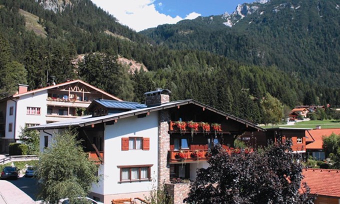 Maurach Apartamento | Gästehaus Alpina