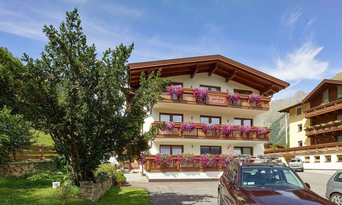 Soelden Apartamento | Gästehaus Bergkristall
