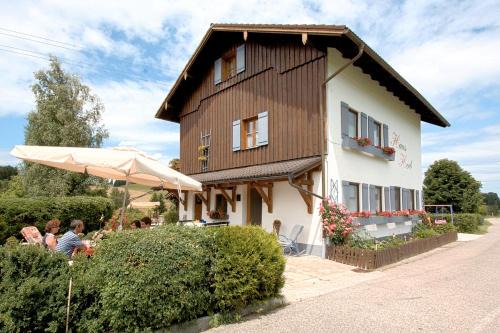 Rosshaupten Apartamento | Gästehaus Herb