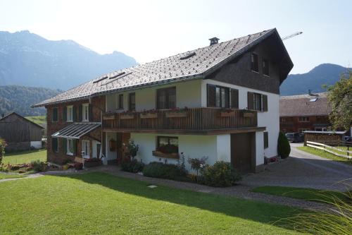 Bizau Apartamento | Gästehaus Metzler