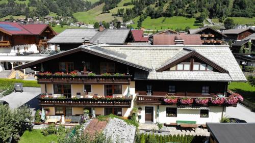Dorfgastein Apartamento | Gästehaus Schernthaner
