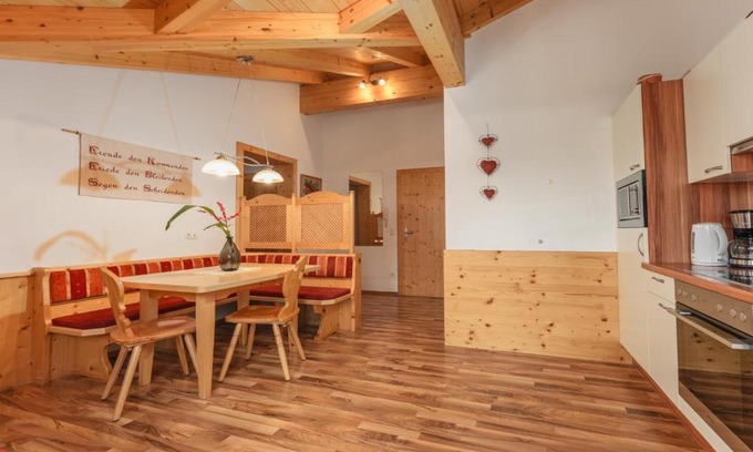 Gleiming Casa | Gästehaus Sieder by Schladming-Appartements