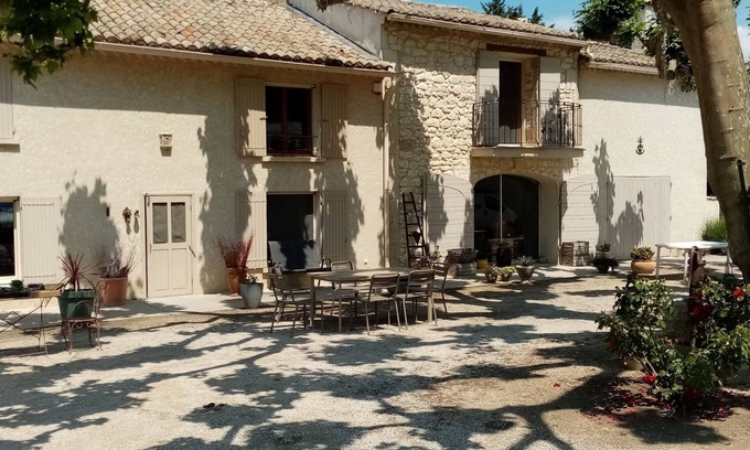 Senas Casa | Gîte 1 Attenant au Mas. Possibilité D'un Deuxième Gîte Identique Gite 2