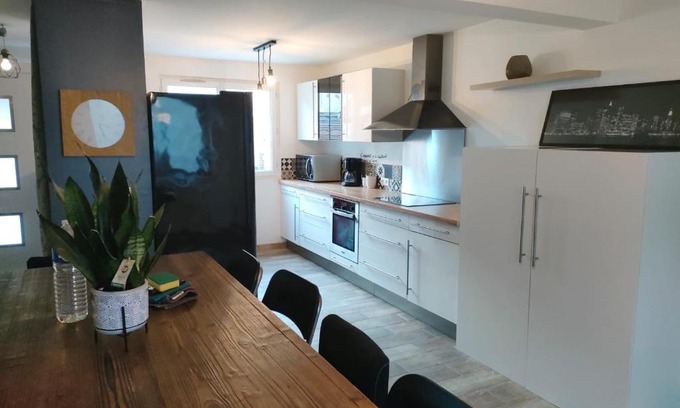Vernou-la-Celle-sur-Seine Casa | Gîte 10 lits proche forêt Fontainebleau