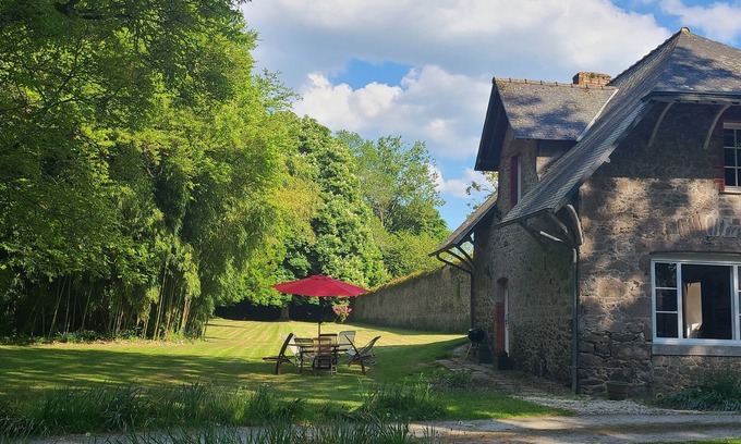 Miniac-Morvan Cabaña | Gîte, 18th century property