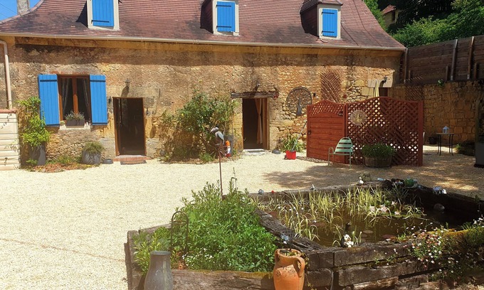Tursac Casa | Gîte 4/6 Pers à 20 mn de Sarlat Périgord Noir Dordogne. Dogs Friendly